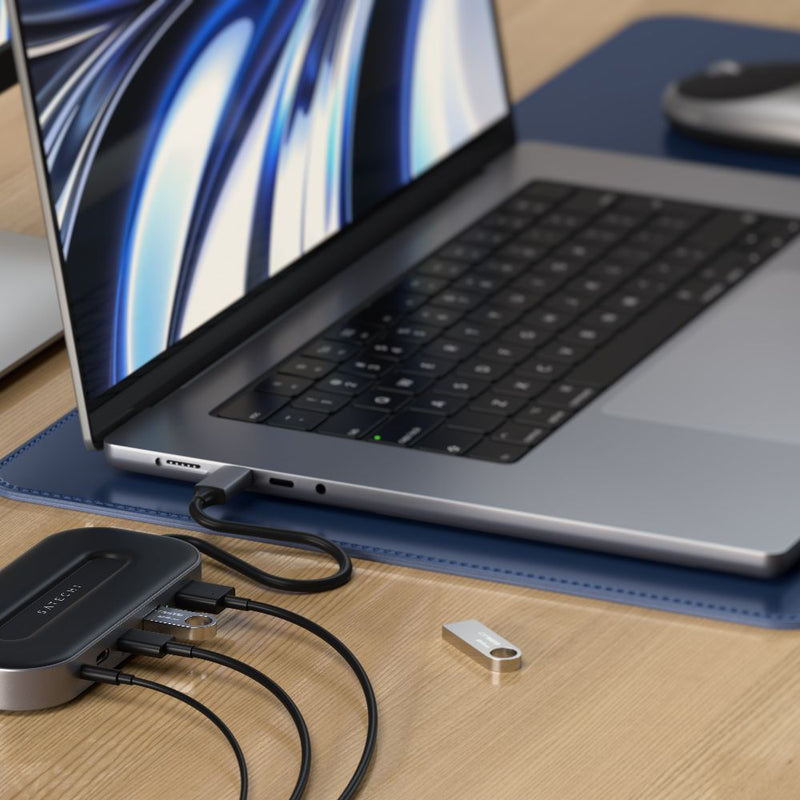Satechi USB4 Multiport Adapter with 2.5G Ethernet (Space Grey)